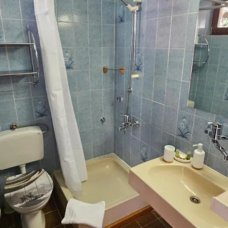 Pansion 8 Ferala Novigrad (Dalmácia)