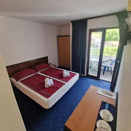 Pansion 8 Ferala 3* Novigrad (Dalmatia)