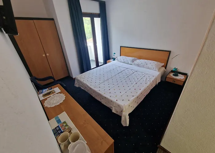 Pansion 8 Ferala Novigrad (Dalmatia)