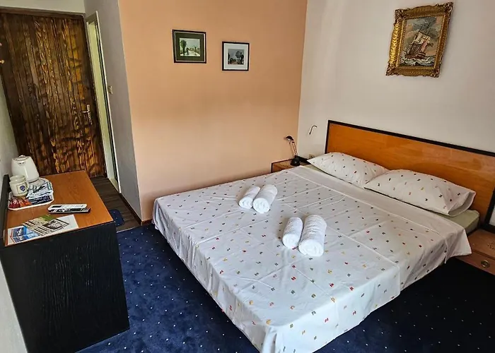 Pansion 8 Ferala Novigrad (Dalmatia)